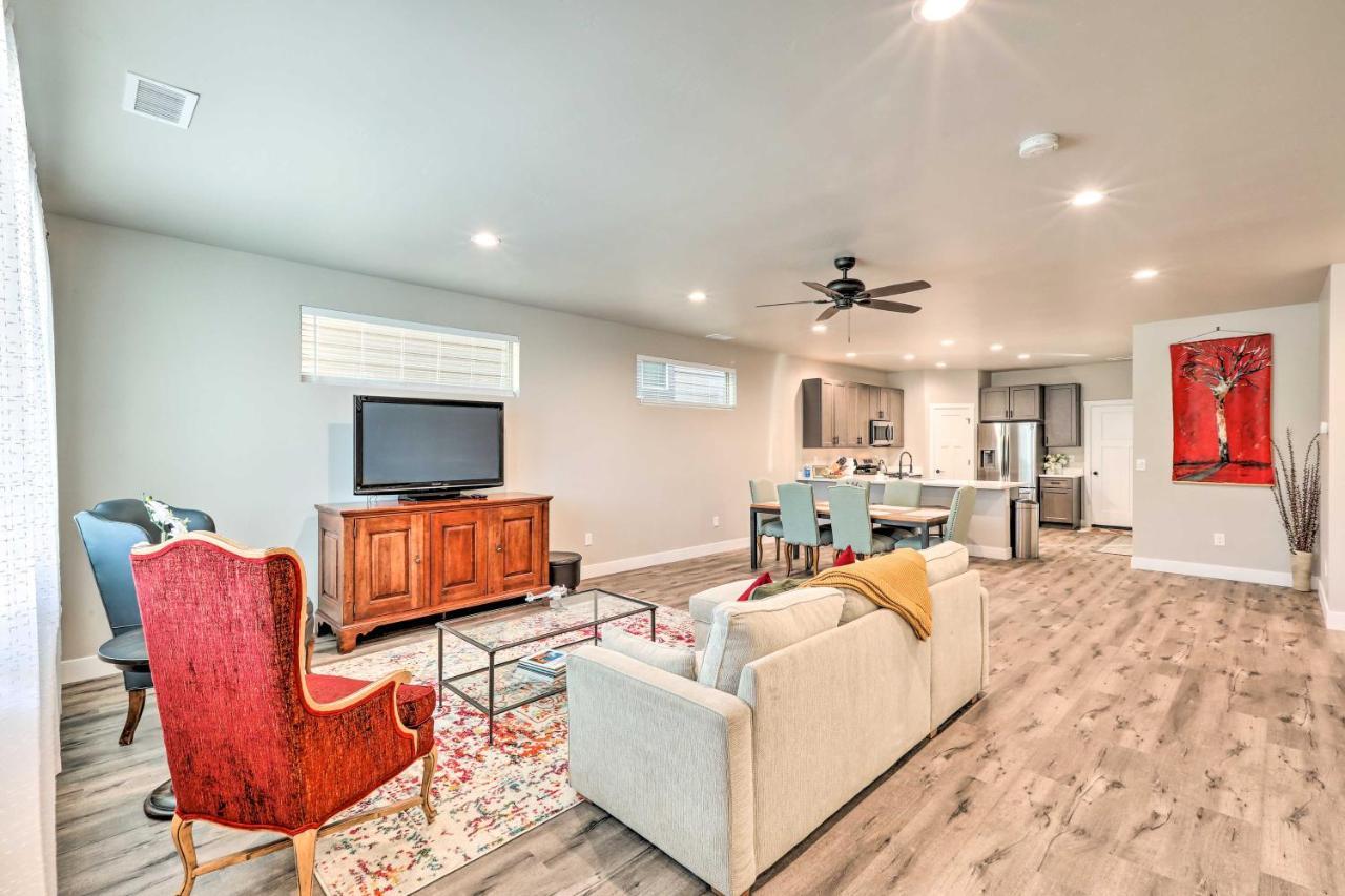 Modern Flagstaff Home, 4 Mi To Downtown! エクステリア 写真