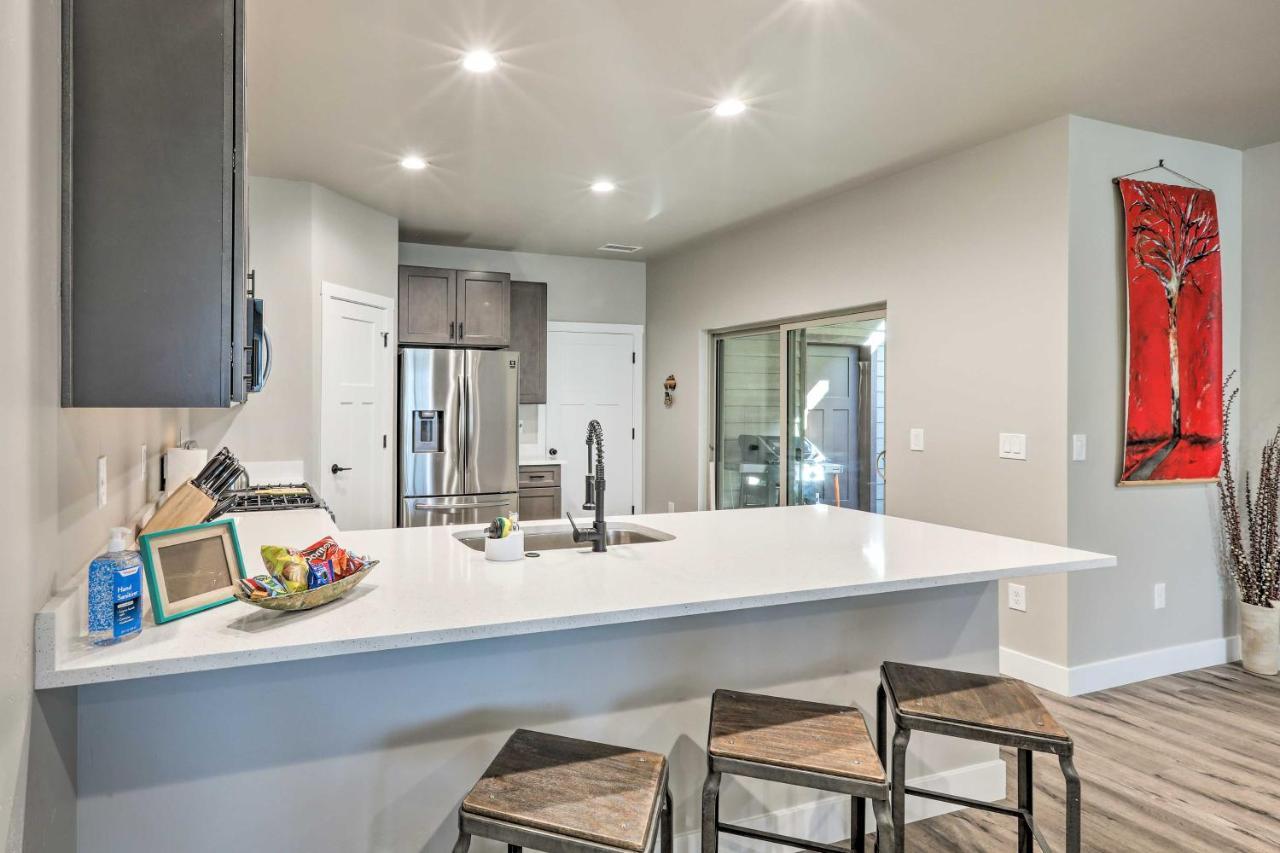 Modern Flagstaff Home, 4 Mi To Downtown! エクステリア 写真